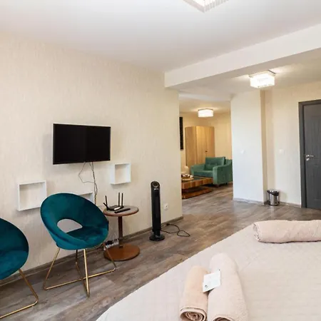 Appartement Mezonetcentre *